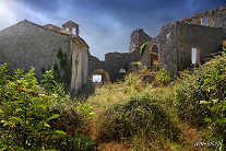 Ruiny starego klasztoru w miejscowosci Osor